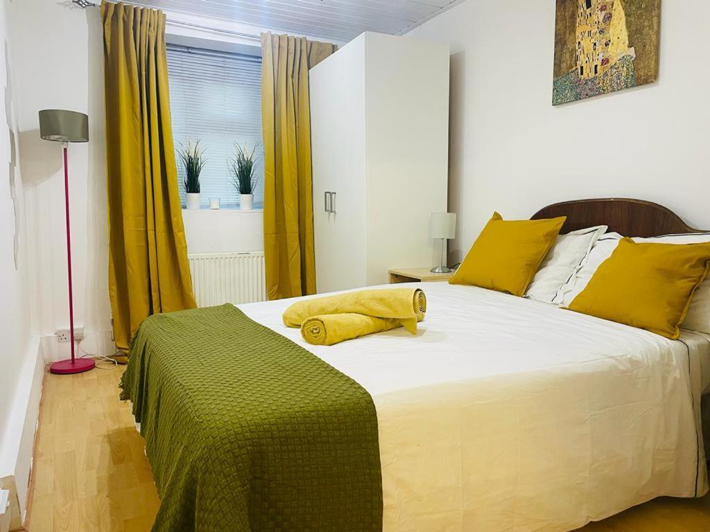 Cosy Flat Close To East Finchley Station Лондон Экстерьер фото