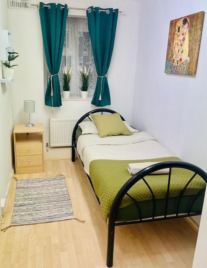 Cosy Flat Close To East Finchley Station Лондон Экстерьер фото